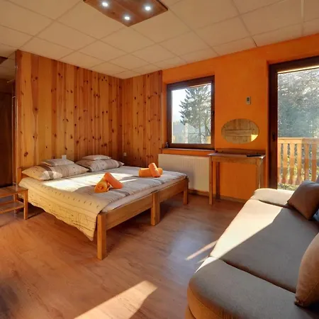 Pod Smerkami Θέρετρο